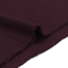 Laden Sie das Bild in den Galerie-Viewer, SOFT BURGUNDY BRUSHED TWILL .