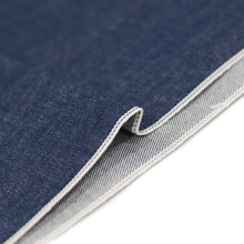 Laden Sie das Bild in den Galerie-Viewer, 12.5oz KUROKI NATURAL INDIGO HI501
