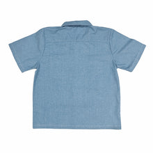 Laden Sie das Bild in den Galerie-Viewer, TEXTURED SKY BLUE HOLIDAY SHIRT
