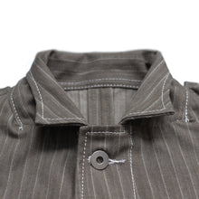 Laden Sie das Bild in den Galerie-Viewer, BROWN STRIPE HERRINGBONE SAFARI JACKET