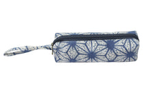 將圖片載入圖庫檢視器 Aizome Indigo Shibori (Tie-Dye) Pencil Case (004) - Nama Denim